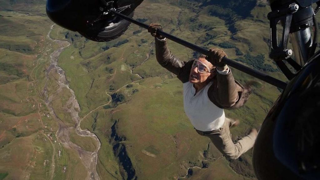 Tom Cruise en una escena de Misión Imposible: Sentencia final